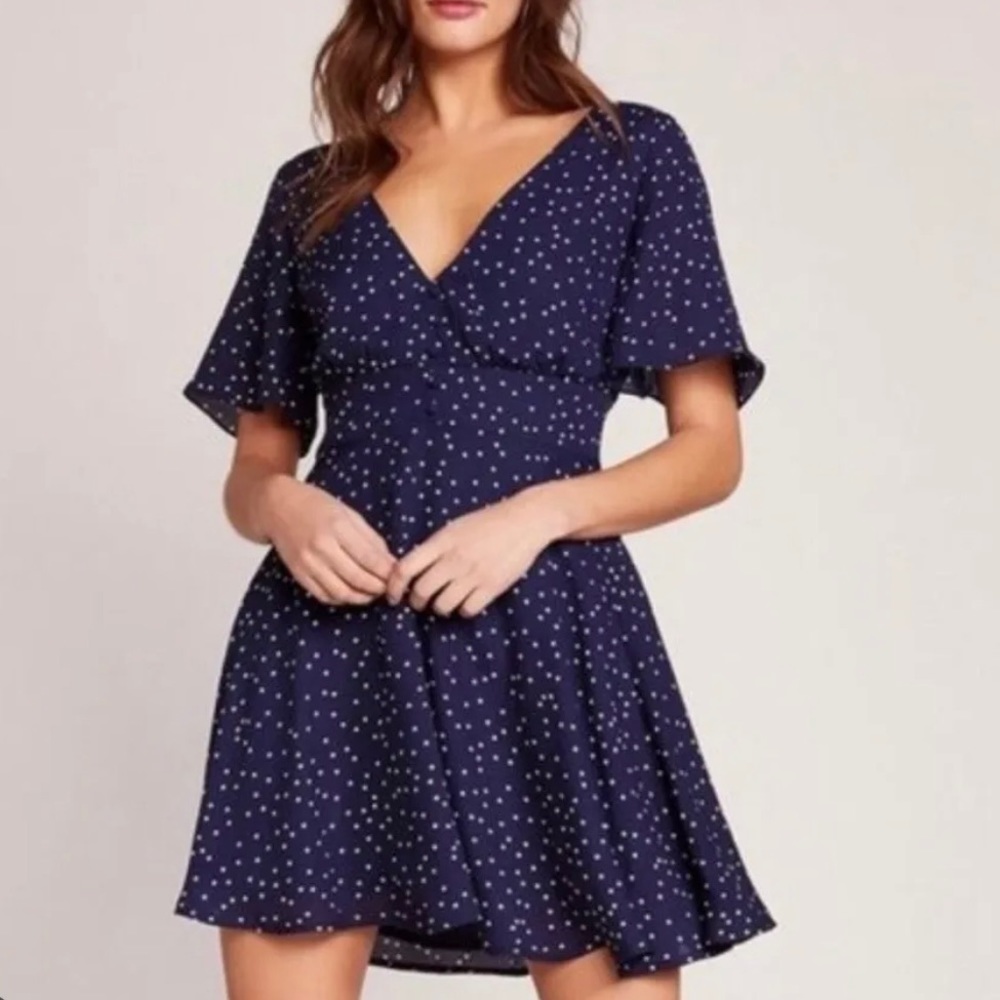 BB Dakota flutter sleeve dress